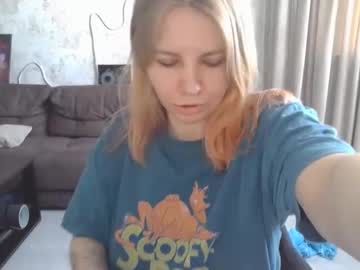 Sweetieefox Chaturbate stream image from July 19, 2025