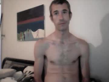 Flyhigh92 Chaturbate stream image from July 19, 2025