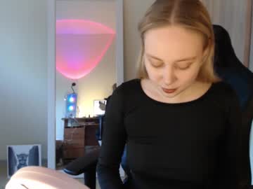 Silvercherub Chaturbate stream image from July 19, 2025