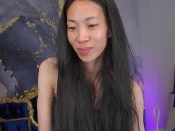 Yennstar Chaturbate stream image from July 19, 2025