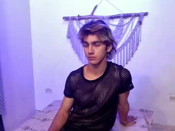 Zeta_Tgn Chaturbate stream image from July 19, 2025