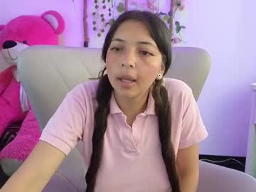 Cloeoween Chaturbate stream image from July 19, 2025