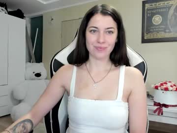 Hailey_Beauty Chaturbate stream image from July 19, 2025