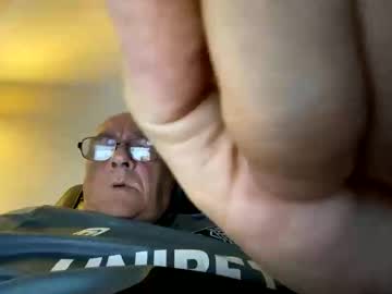 Sweatus33 Chaturbate stream image from July 19, 2025