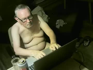 Kemenyresz Chaturbate stream image from July 19, 2025