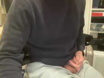 Wolfie_86 Chaturbate stream image from July 19, 2025