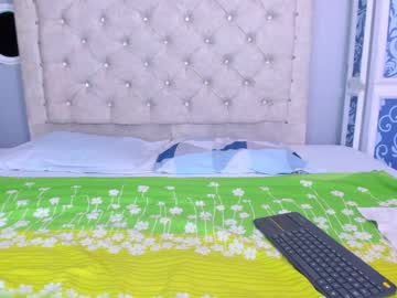 Mishell_Lovely Chaturbate stream image from July 19, 2025