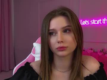 Dianabecker Chaturbate stream image from July 19, 2025