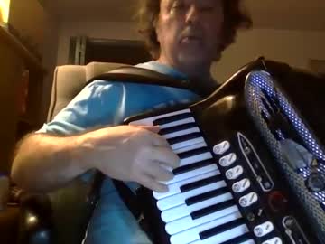 Allanastar Chaturbate stream image from July 20, 2025