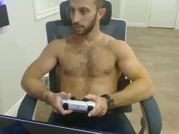 Jizzle30 Chaturbate stream image from July 20, 2025