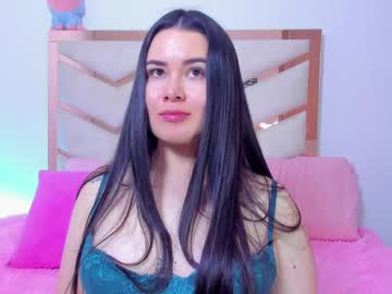 Linaanssen Chaturbate stream image from July 20, 2025