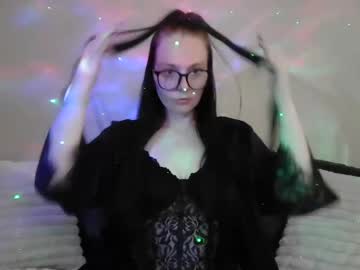 Darkangelxxoo Chaturbate stream image from July 20, 2025