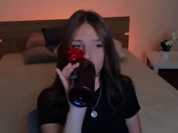Mia_Chill Chaturbate stream image from July 20, 2025