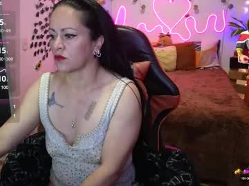 Keka_Teiku Chaturbate stream image from July 20, 2025