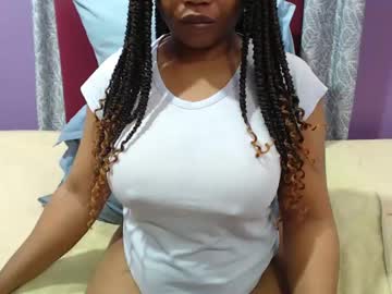 Peachassxx Chaturbate stream image from July 20, 2025