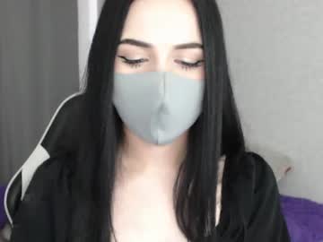 Elisedorn Chaturbate stream image from July 20, 2025
