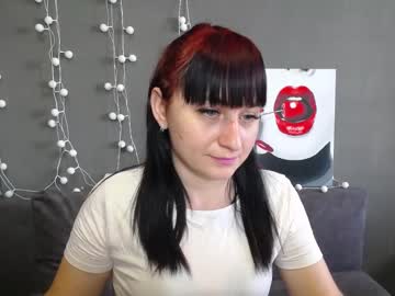 Ninaflawlees Chaturbate stream image from July 20, 2025