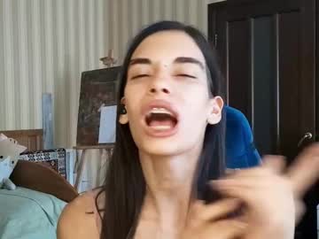 Edythbibbs Chaturbate stream image from July 20, 2025