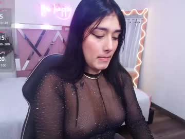 Giiorgina_Tay Chaturbate stream image from July 20, 2025