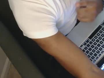 Triplikeyedo Chaturbate stream image from July 20, 2025