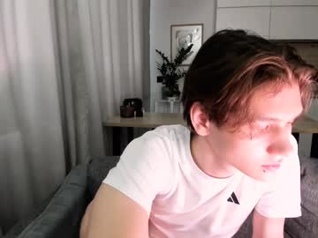 0verlandd Chaturbate stream image from July 20, 2025