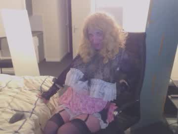 Amandalesexy Chaturbate stream image from July 20, 2025