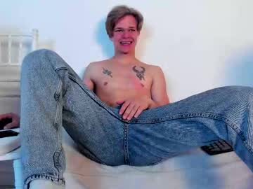 Flexableboy Chaturbate stream image from July 20, 2025
