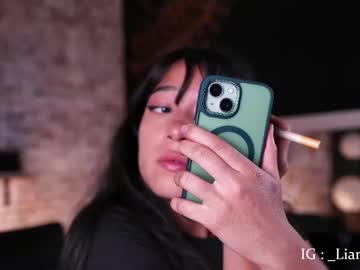 Lia_Owo Chaturbate stream image from July 20, 2025