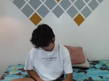 Jhoellx Chaturbate stream image from July 20, 2025