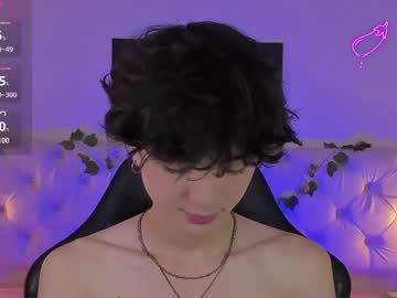 Elliot_Younng Chaturbate stream image from July 20, 2025