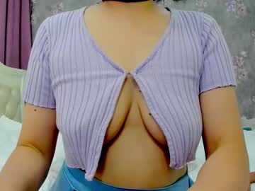 Lianayun Chaturbate stream image from July 20, 2025