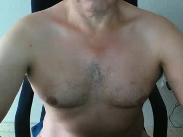 Kumonit Chaturbate stream image from July 20, 2025