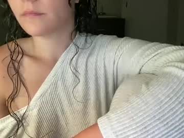 Maddyhasyummypussy Chaturbate stream image from July 20, 2025