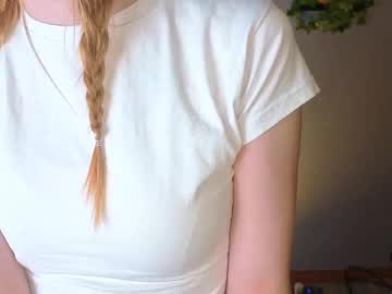 Newlusty Chaturbate stream image from July 20, 2025