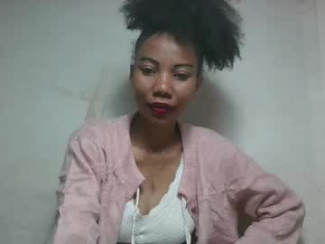 Rasoanette Chaturbate stream image from July 20, 2025