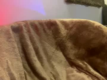 Redfoxofficial Chaturbate stream image from July 20, 2025