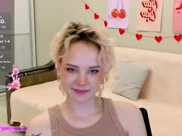 School_Love Chaturbate stream image from July 20, 2025