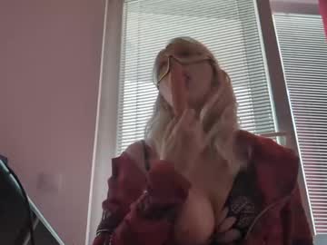 Beebow99 Chaturbate stream image from July 20, 2025