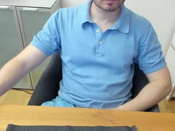 Kinksubbydubby Chaturbate stream image from July 20, 2025