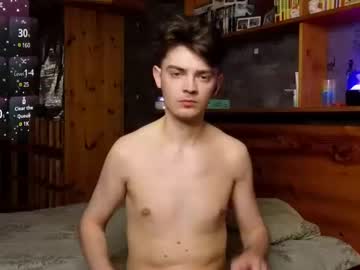 Latte_Boy Chaturbate stream image from July 20, 2025