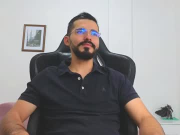Alejandroo_7 Chaturbate stream image from July 20, 2025