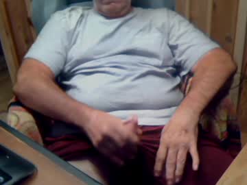 Coktosuk Chaturbate stream image from July 20, 2025
