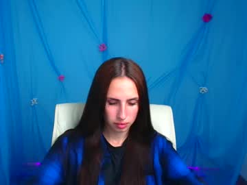 Elina_Na stream image from July 20, 2025