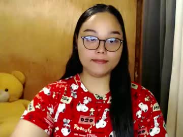 Urasian_Hotchix69 stream image from July 20, 2025