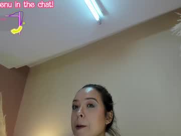 Saraavila_ Chaturbate stream image from July 20, 2025