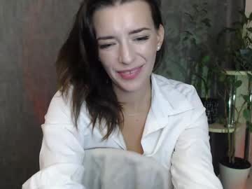 Elinapretty Chaturbate stream image from July 21, 2025