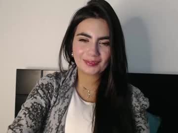 Evacollins12 Chaturbate stream image from July 21, 2025