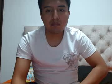 Julianalvarez95 Chaturbate stream image from July 21, 2025