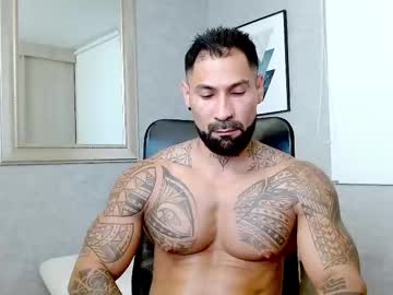 Rogers_P Chaturbate stream image from July 21, 2025