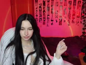 Lissaelison Chaturbate stream image from July 21, 2025